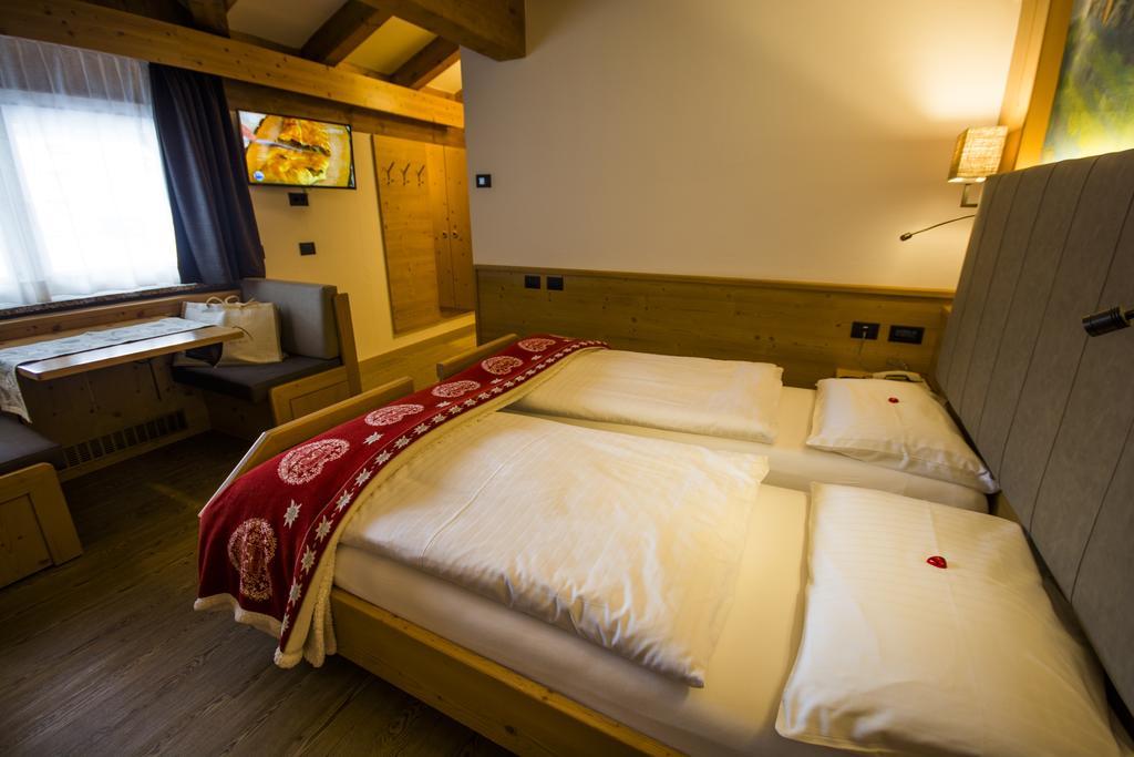 Hotel Cirelle Suite&Spa Canazei Exterior foto